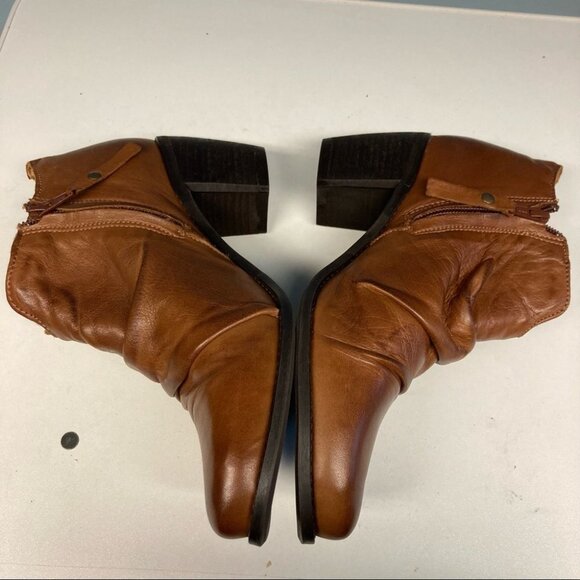 MIZ MOOZ Sz 37 Drew Leather Stacked  2.5” Heel Made in Portugal Ankle Booties - Picture 3 of 11